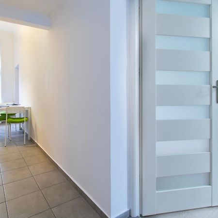Light Apartment Zyblikiewicza Street 克拉科夫 外观 照片